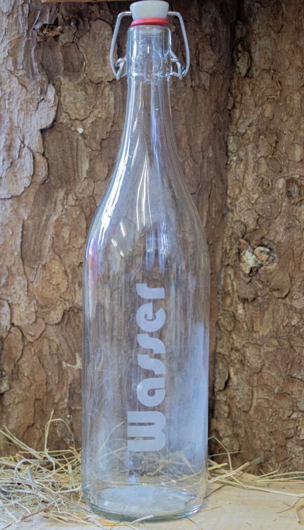 Kunstvolle und individuelle Wasserflasche – Bild 3